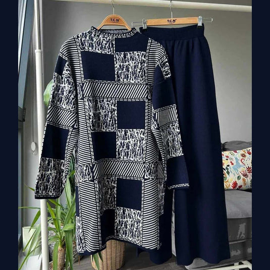 Texture Box Printed  Sweat Style 2-Pcs Winter Tracksuit For Her